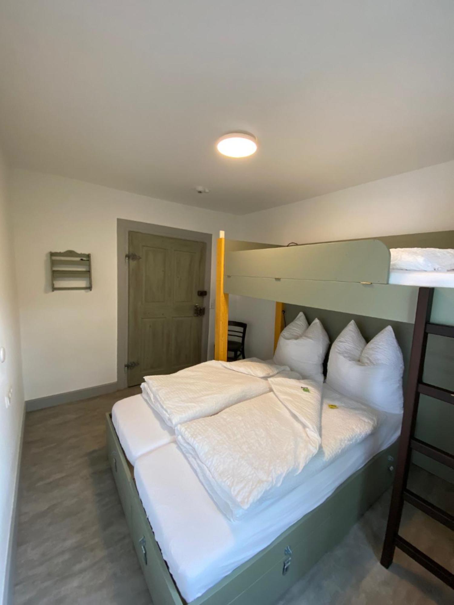 Hostel Балинген Экстерьер фото