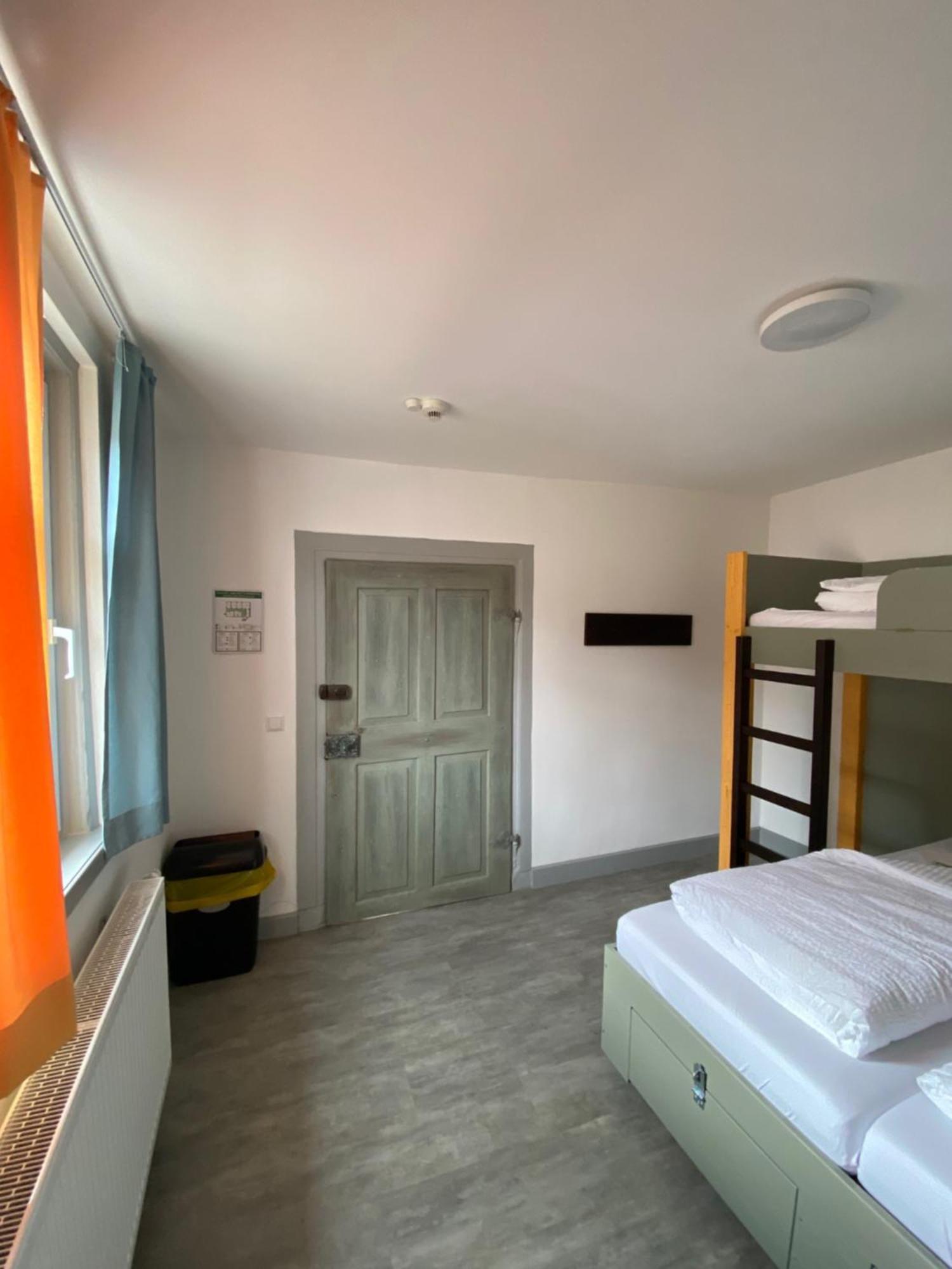 Hostel Балинген Экстерьер фото