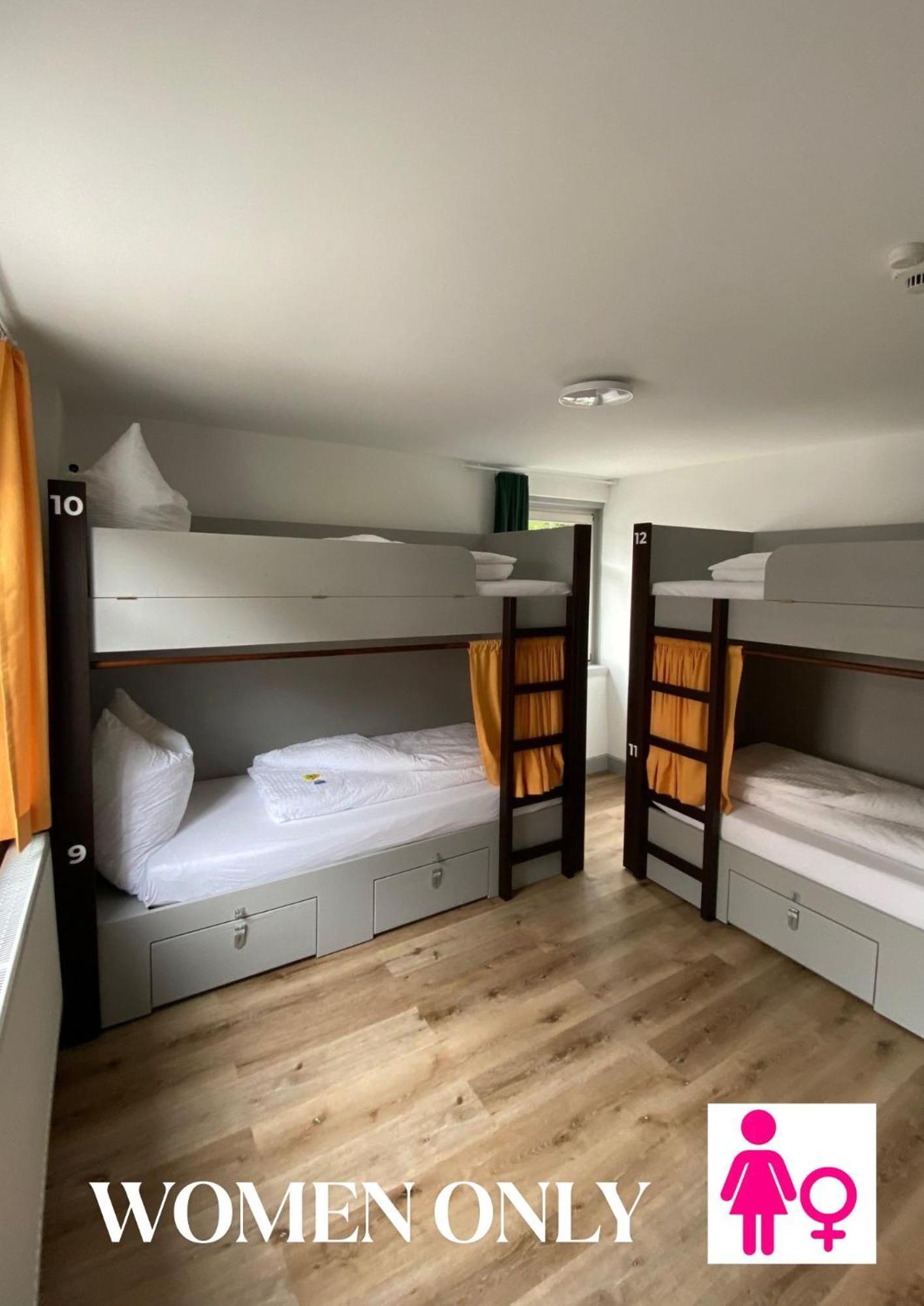 Hostel Балинген Экстерьер фото
